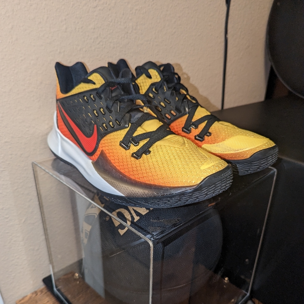 Nike Kyrie Low 2 Sunset